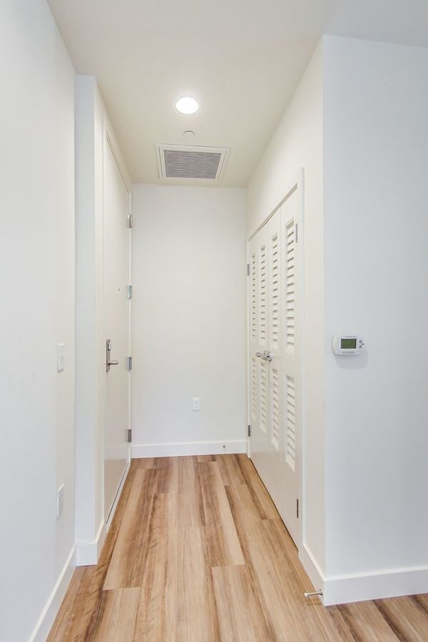 Foto del edificio - 950 63rd St