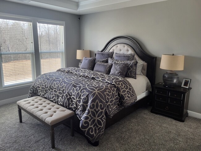 Building Photo - 772 Firefly Ct