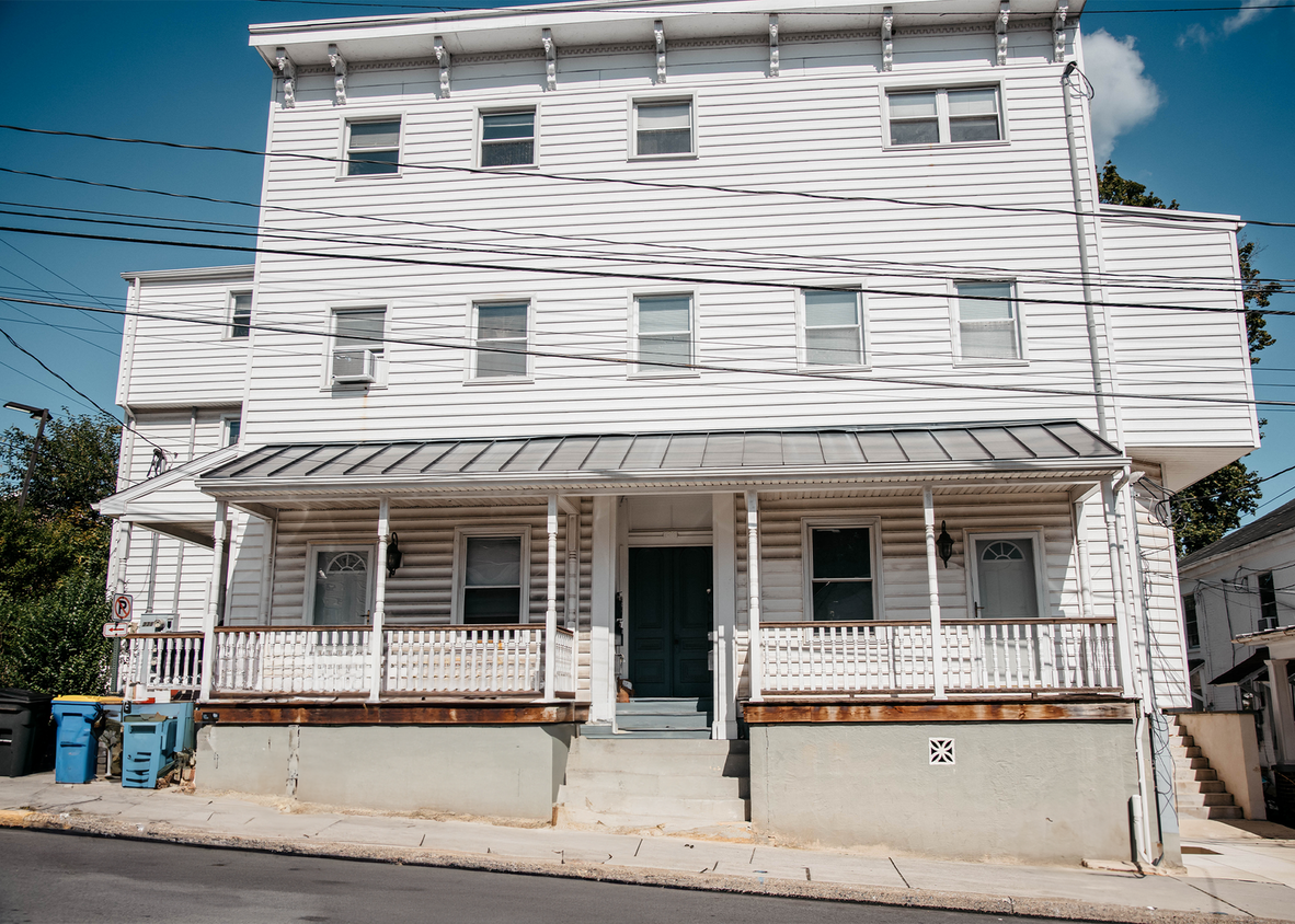 Primary Photo - 336-338 Union St