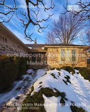 Building Photo - 2090 Cumberland Rd