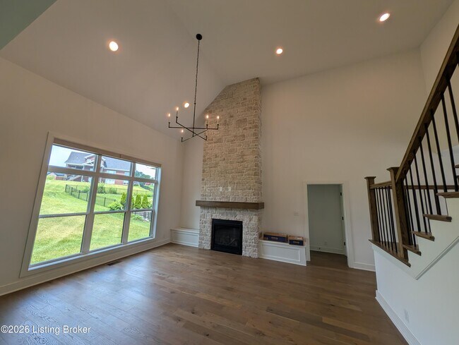 Foto del edificio - 6205 Brentwood Dr