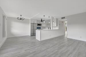 Building Photo - 2053 Wolverton C