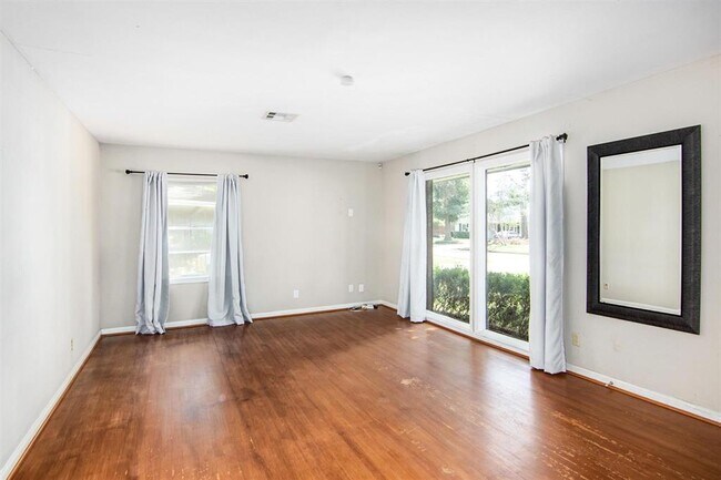 Foto del edificio - 5538 Pagewood Ln