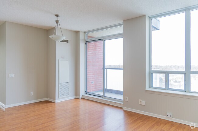 3BR, 2BA - 745SF - Salon - The Landmarq Rental Residences