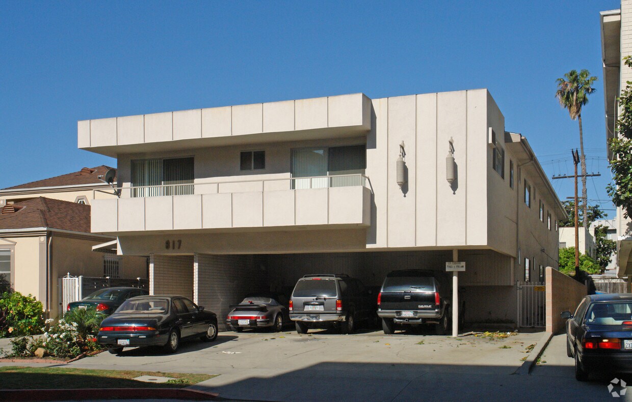 Foto del edificio - Bedford Garden