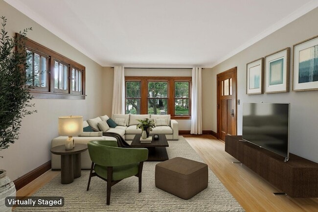 Building Photo - 2301 Benjamin St NE