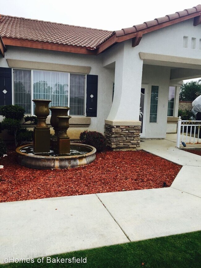 Foto del edificio - 3 br, 2 bath House - 10010 Seneca Falls Ave
