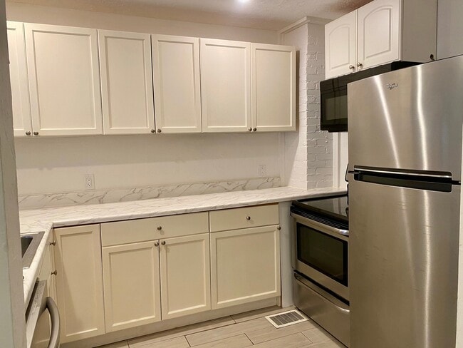 Foto del edificio - 251 Mateo Way NE