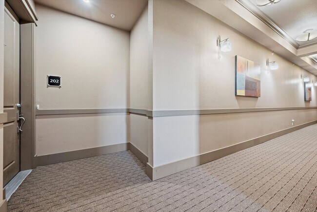 Foto del edificio - 307 Inverness Way S