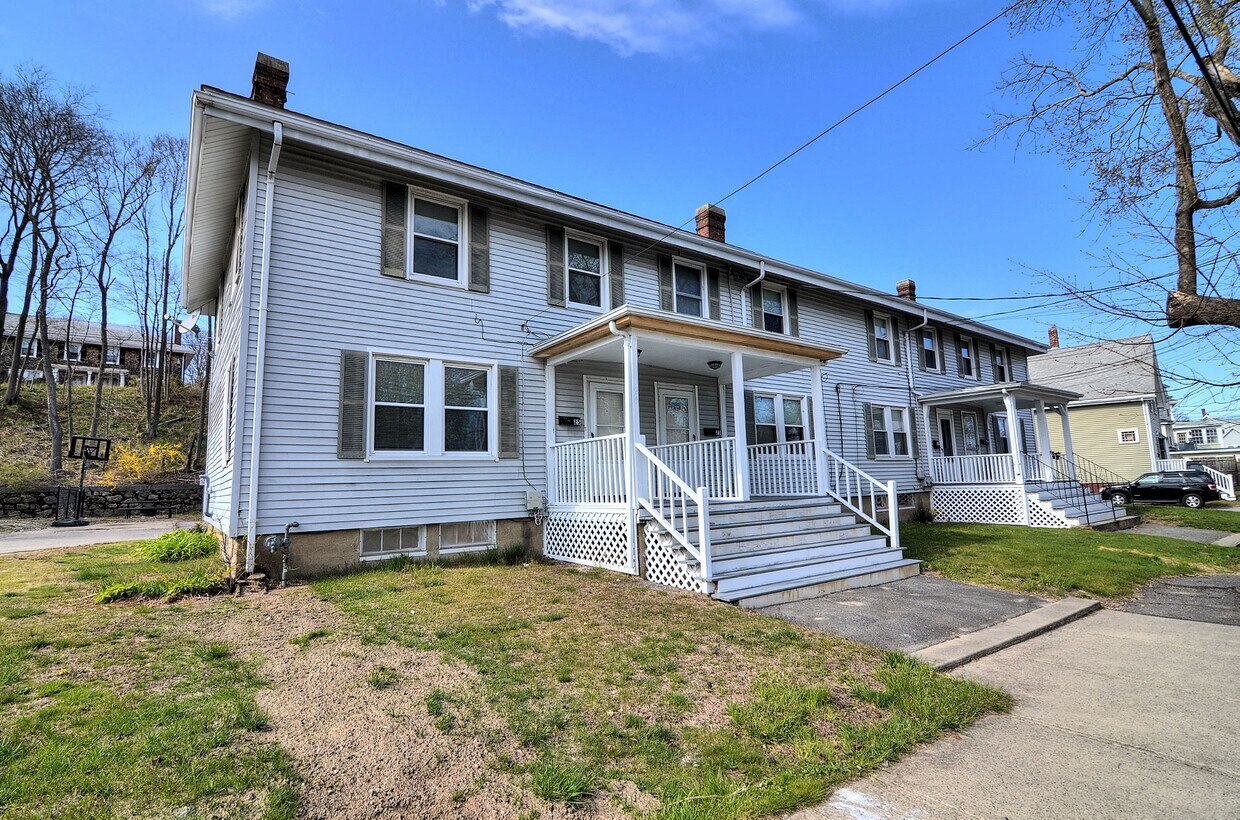 25 Forest Ave, Plymouth, MA 02360 Apartments in Plymouth, MA
