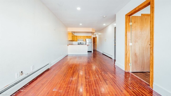 Foto del edificio - 1351 Decatur St