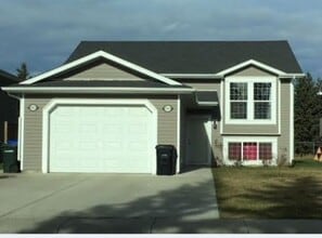 Building Photo - 4918 Shannon Dr