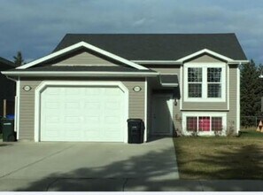 Building Photo - 4918 Shannon Dr
