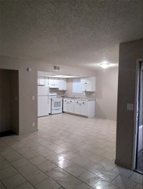 Foto del edificio - 6205 Bellota Dr
