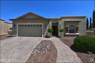 Building Photo - 7379 Black Mesa Dr