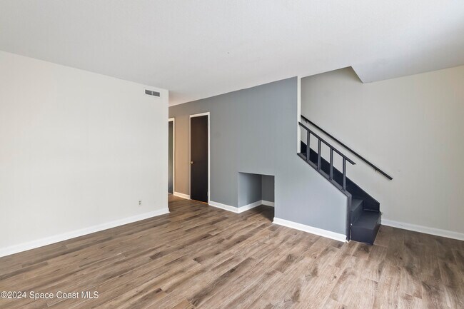Foto del edificio - 4442 South St