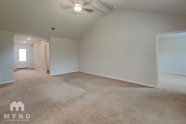 Building Photo - 10397 Sweetwater Creek Dr