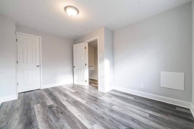 Foto del edificio - 1514 Barkley Ave