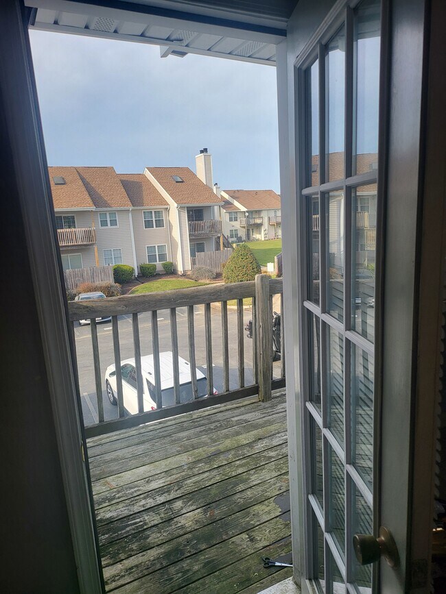 3503 Remington Ct Unit 3503, Virginia Beach, VA 23453 Condo for Rent