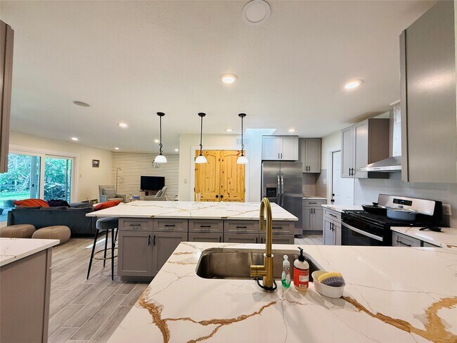 Foto del edificio - 3936 Wagon Rd