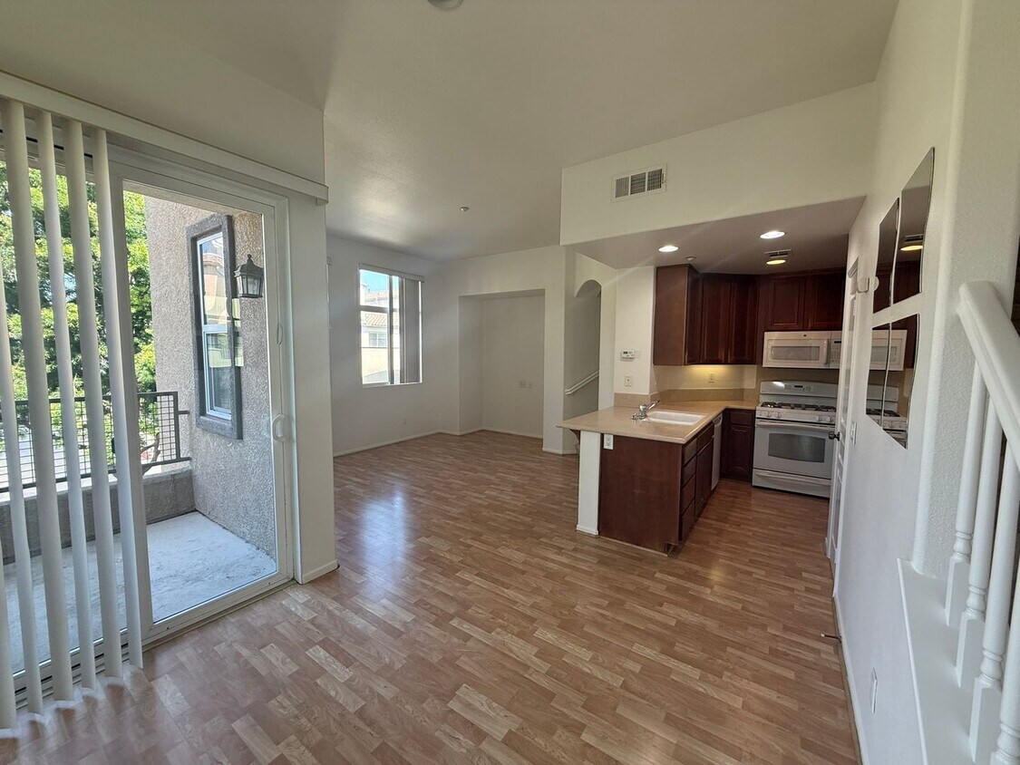 Primary Photo - 3 bed 3 bath by Cal Sate!