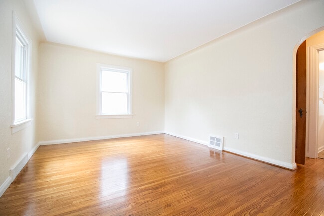 Foto del edificio - 2016 Balkan Pl