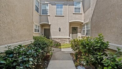 Building Photo - 7353 Ellena W