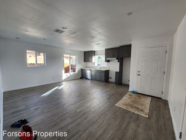 Building Photo - 2 br, 1 bath House - 999 Forson Rd