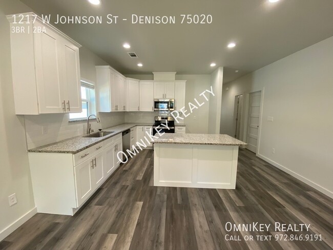 Foto del edificio - 1217 W Johnson St