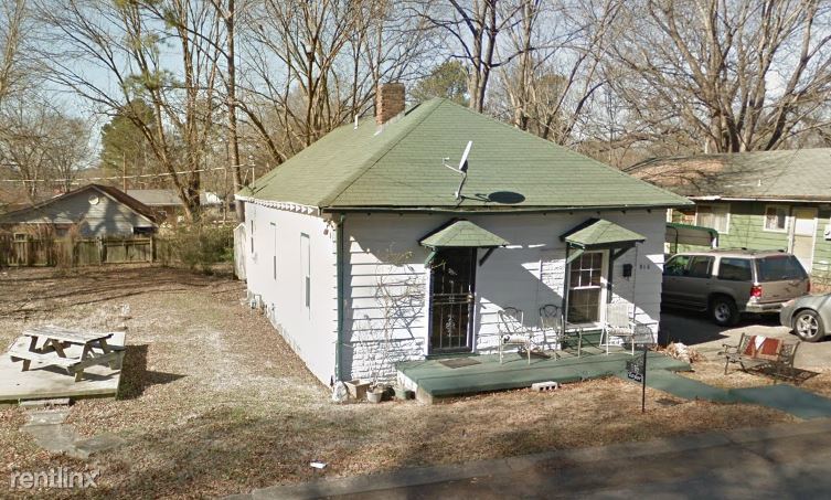 Primary Photo - 2 br, 1 bath House - 516 Cemetery St