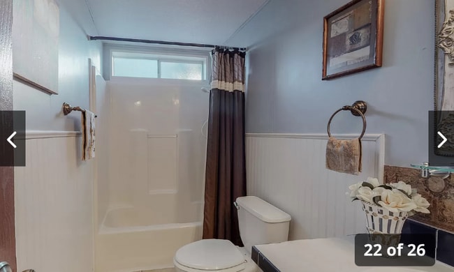 Building Photo - 545 Montego Dr SE