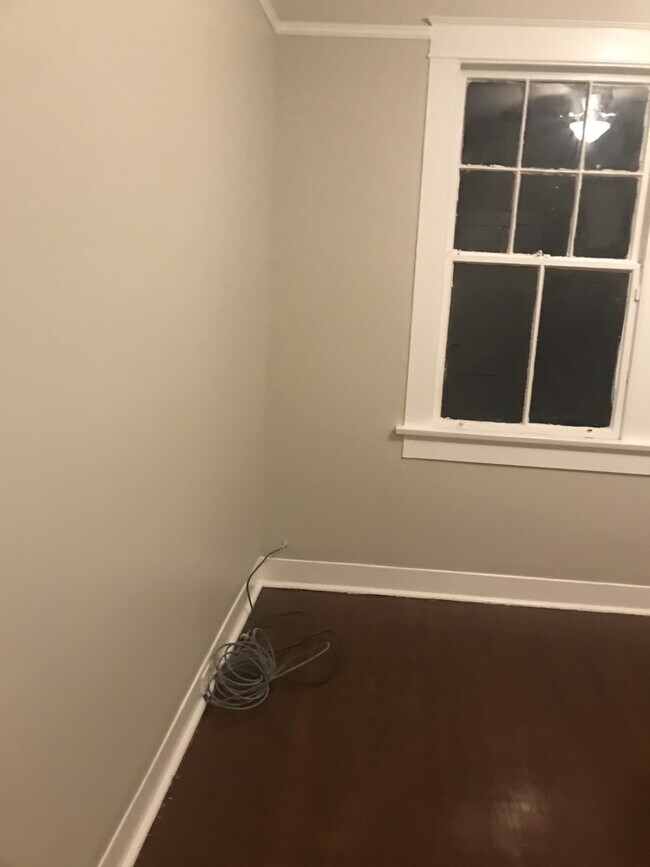 Larger bedroom - 623 N Alexander St