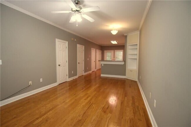 Foto del edificio - 460 S Barnett Shoals Rd