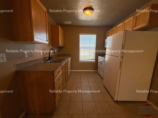 Foto del edificio - 545 Caribou St