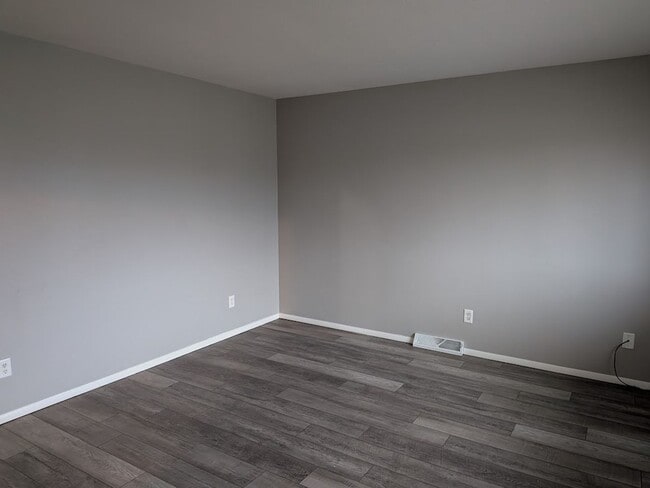 Foto del edificio - Daggett854