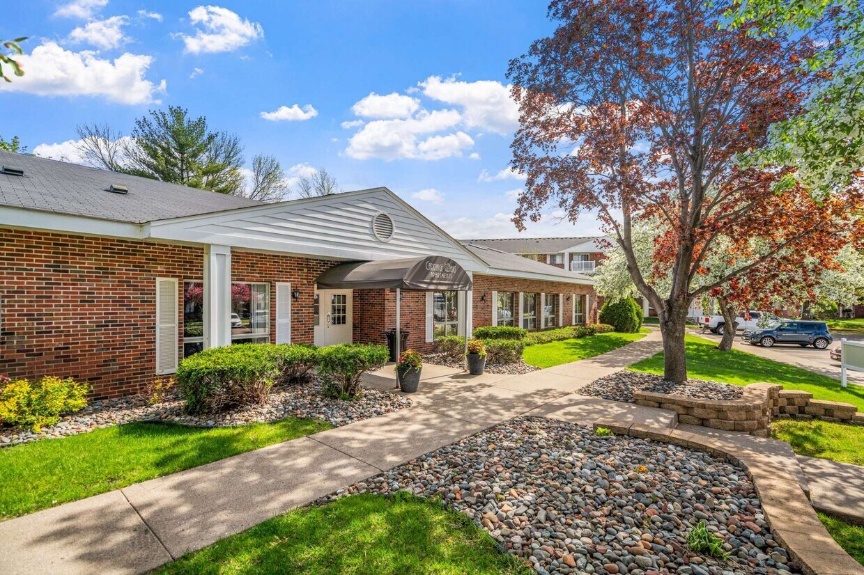 Foto principal - Carriage Oaks Apartments