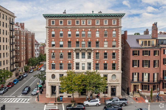 Foto del edificio - One Charles Condominiums
