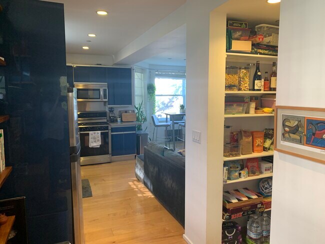 Pantry - 780 Dolores St