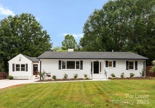 Building Photo - 1121 S Edgemont Ave