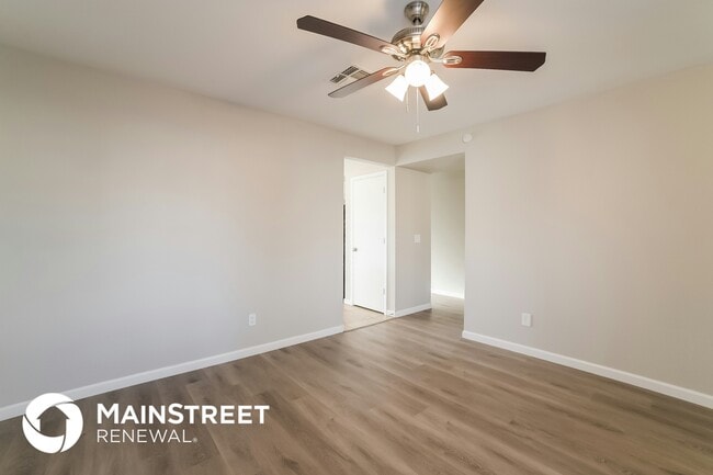 Building Photo - 8425 W Highland Ave