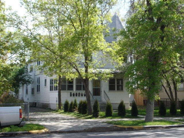 Building Photo - 113-117 N 35th St