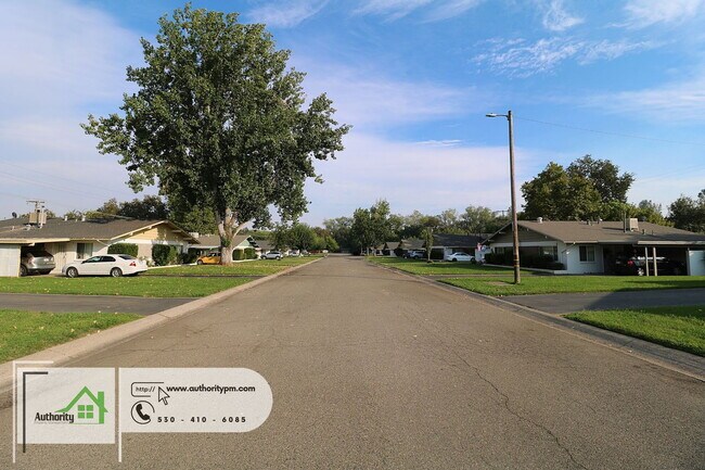 Foto del edificio - 6171 Verde Vale Ct