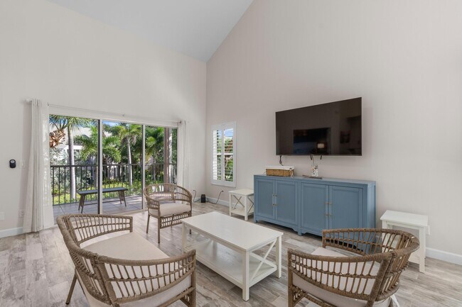 Foto del edificio - 3108 Fairway Dr N