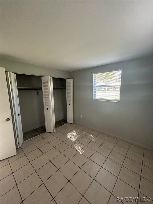 Foto del edificio - 2181 W Austin Dr