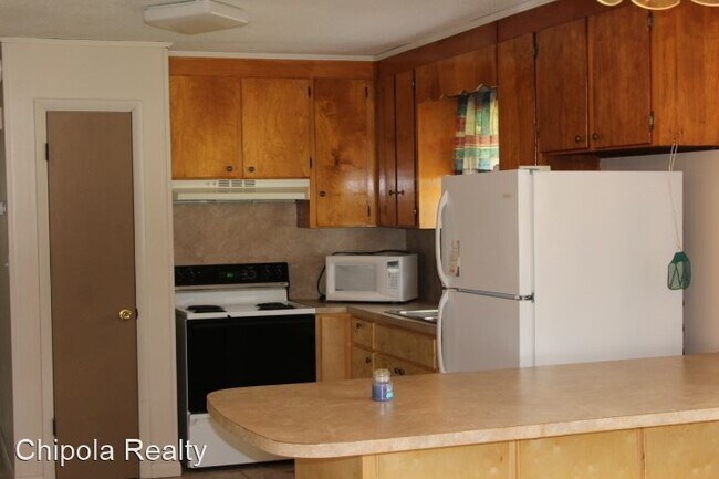 Foto del edificio - 3 br, 1 bath House - 3572 Laramore Rd