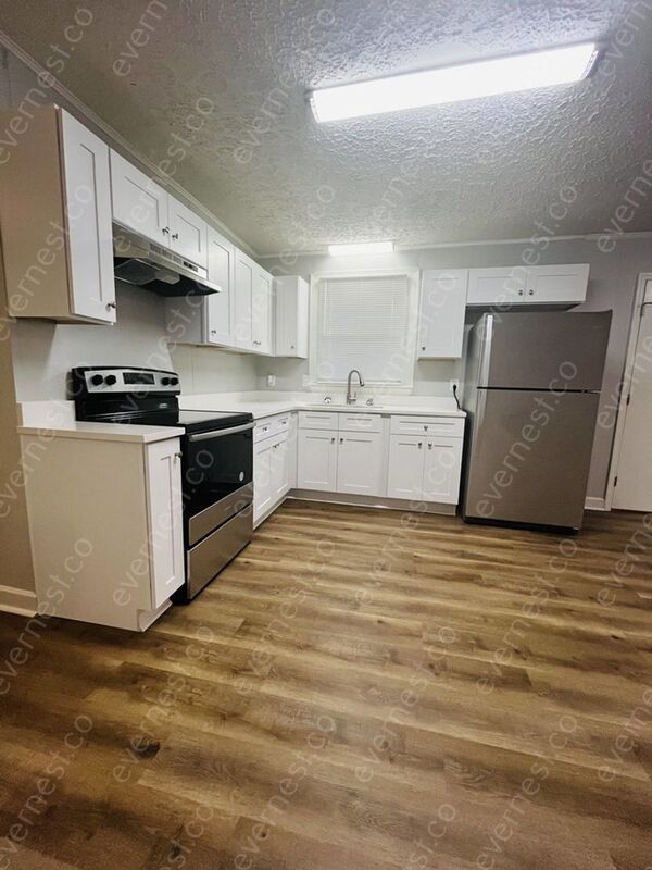 Foto del edificio - 2545 Bethwood Dr