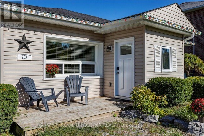 Building Photo - 10 Cottage Grove