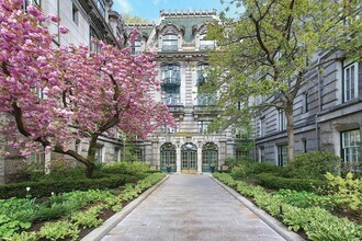 Building Photo - 1514 Beacon St