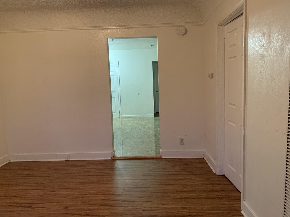 Bedroom #2 - 822 E 87th Pl