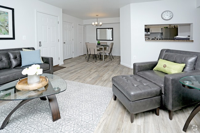 Interior Photo - Oak Hill Apartments